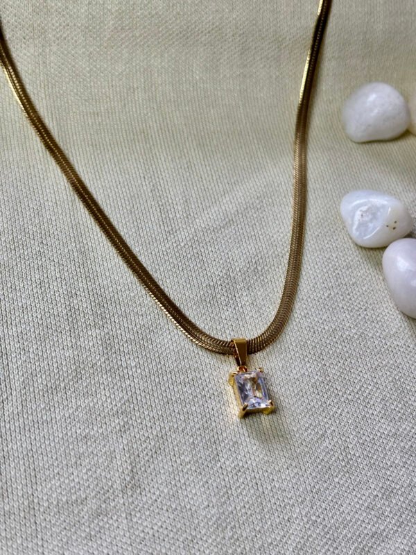 gold square pendant necklace
