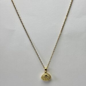 gold shell pendant necklace