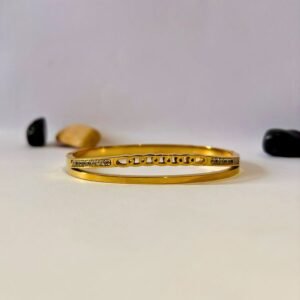 chain link gold bangle