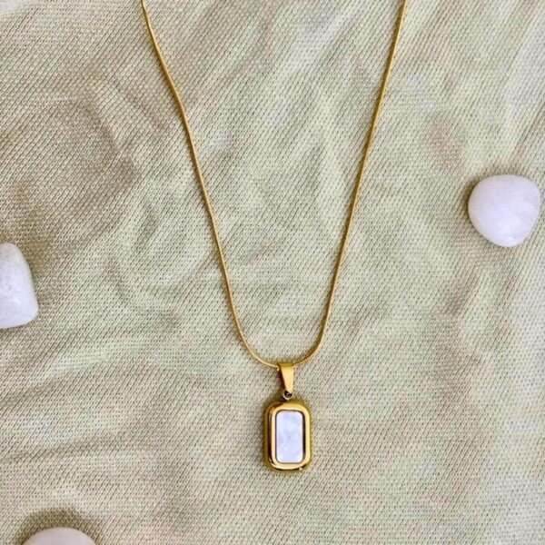 Rectangle Pearl Pendant Necklace - Image 2